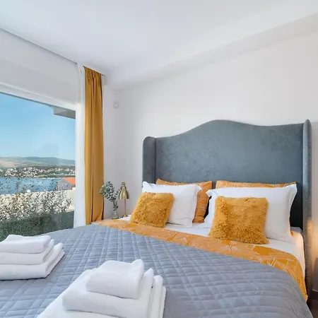 Uz Villa