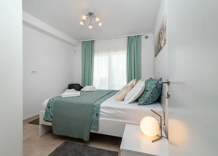 Villa Uz Okrug Gornji